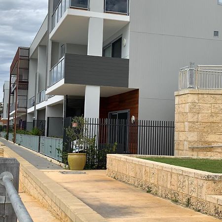 Mariner'S Cove ~ Luxe Waterfront Apartment Mindarie Extérieur photo