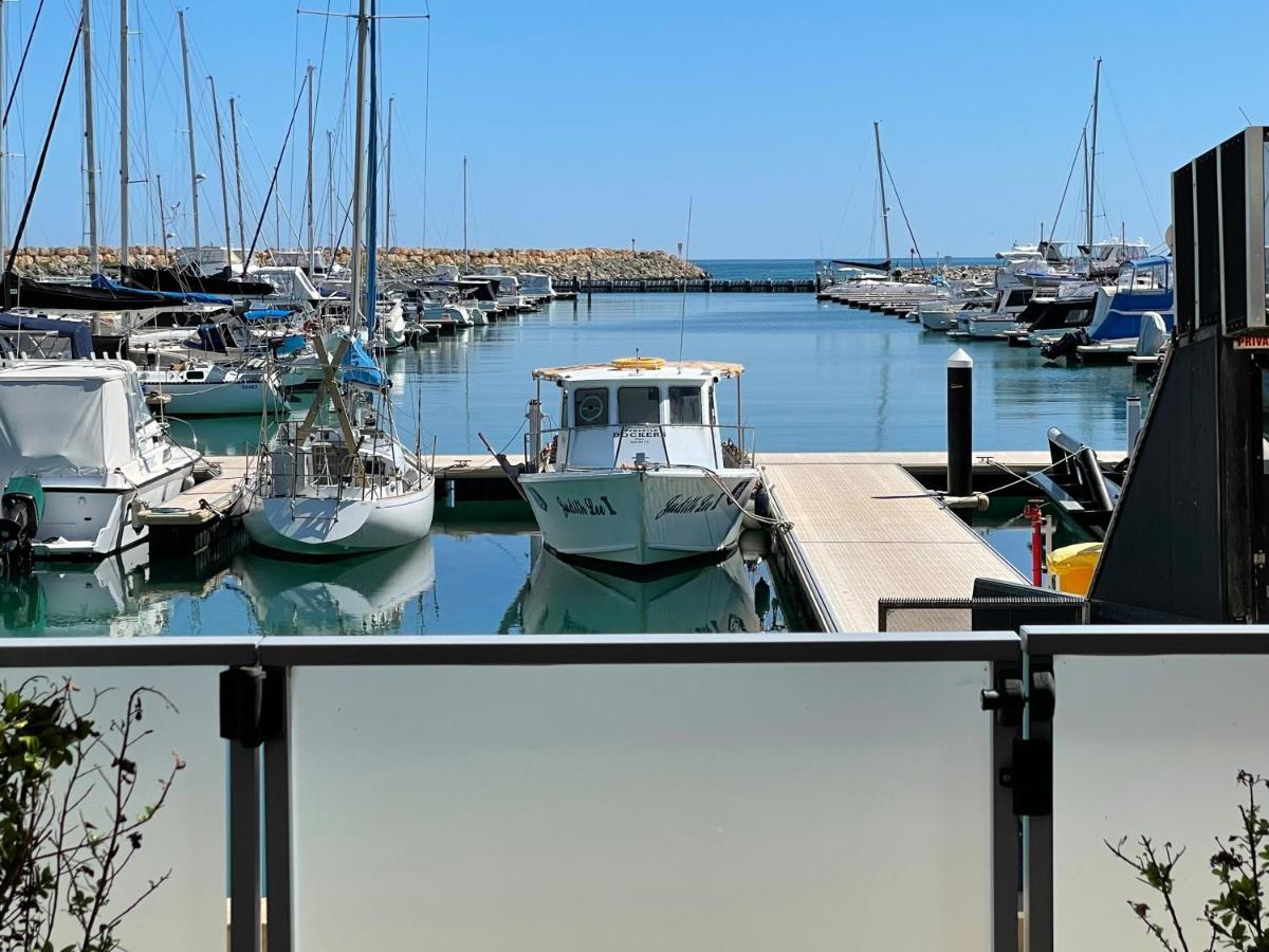 Mariner'S Cove ~ Luxe Waterfront Apartment Mindarie Extérieur photo