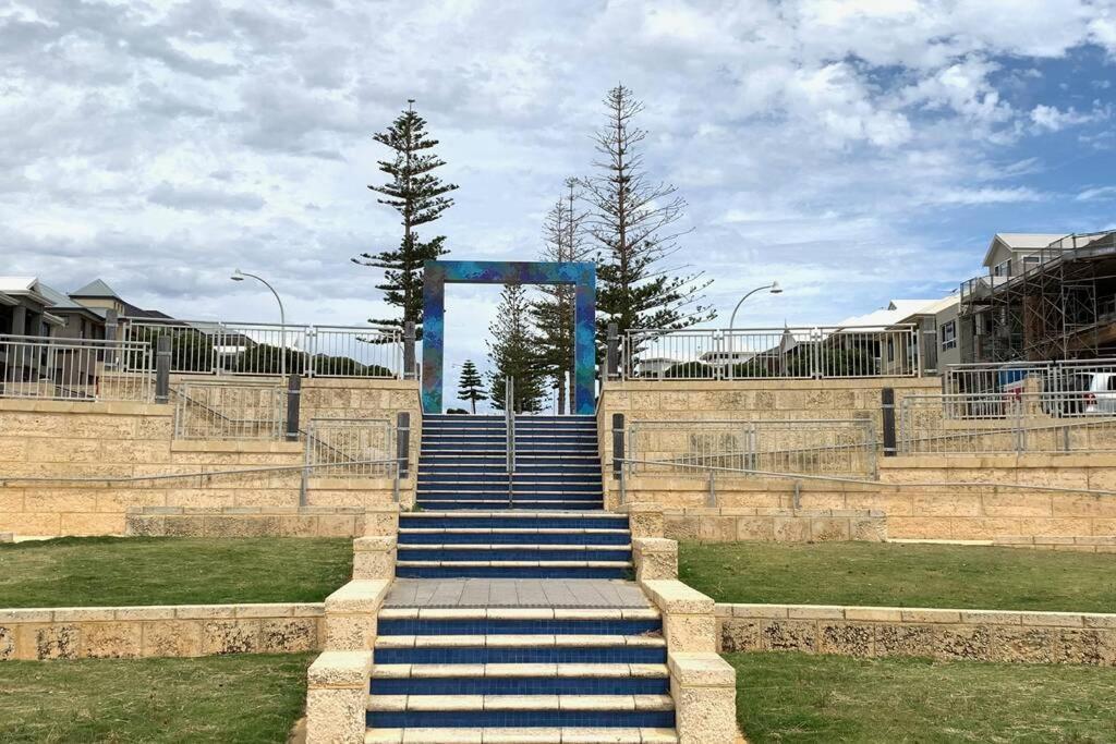 Mariner'S Cove ~ Luxe Waterfront Apartment Mindarie Extérieur photo